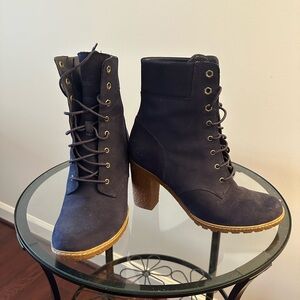 Timberland Women's Heeled Boots - Navy and Tan
